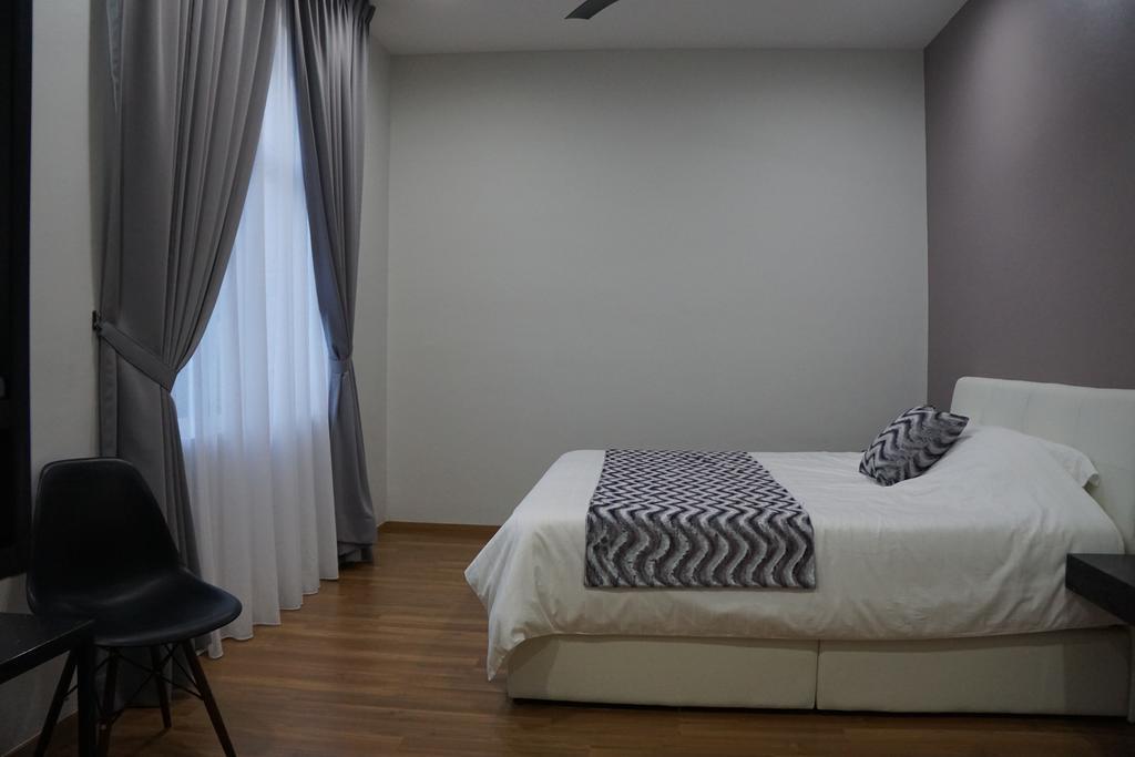 Shamrock Boutique Villa - Stay For 12 Person Batu Ferringhi Quarto foto